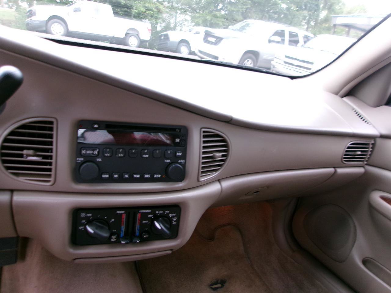 Used 2004 Buick Century Custom FWD image 12