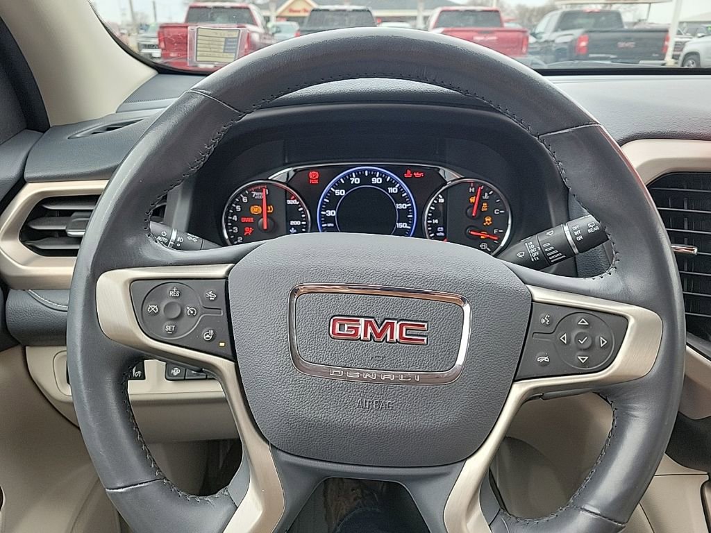 Used 2021 GMC Acadia Denali w/ Denali Ultimate Package image 12