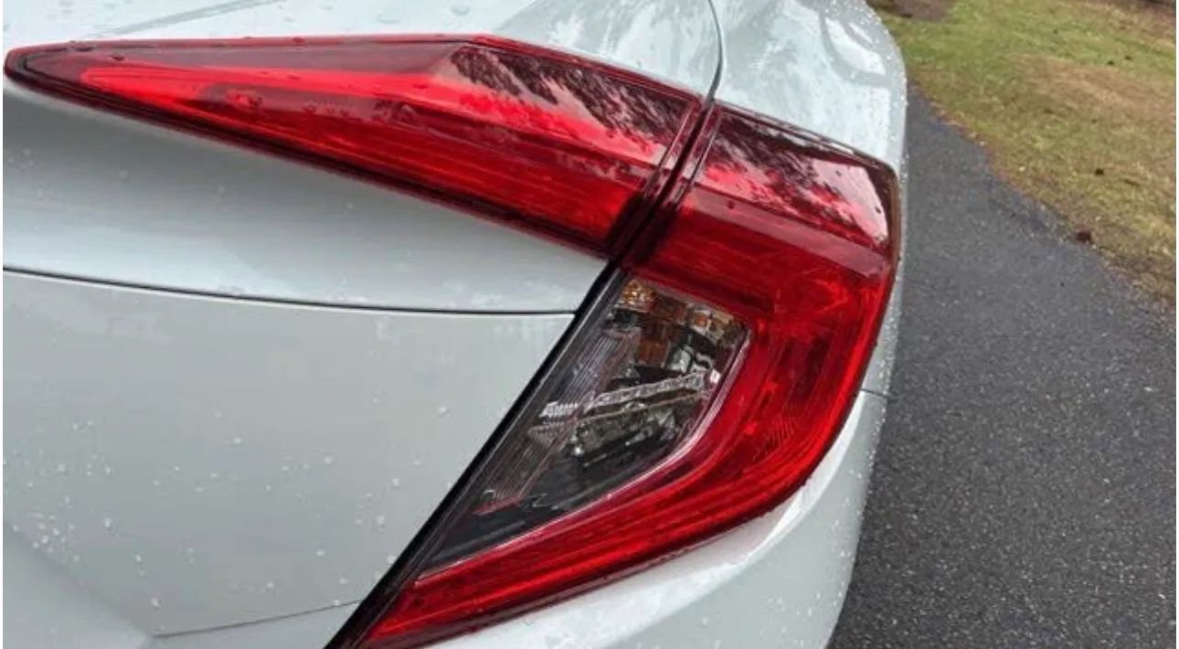 Used 2019 Honda Civic LX image 4