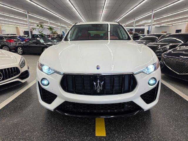Used 2019 Maserati Levante S GranSport AWD/4WD image 3