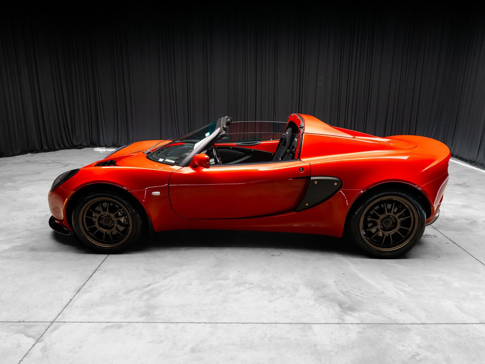 Used 2006 Lotus Elise RWD image 12
