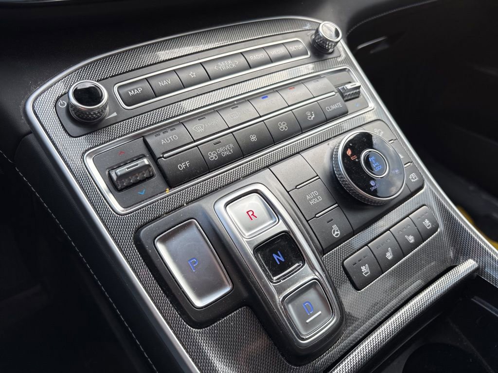 Used 2022 Hyundai Santa Fe Limited image 18