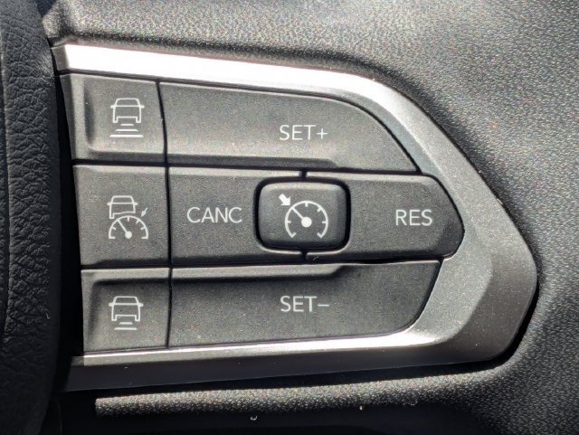 Used 2024 Jeep Compass Limited AWD/4WD image 29