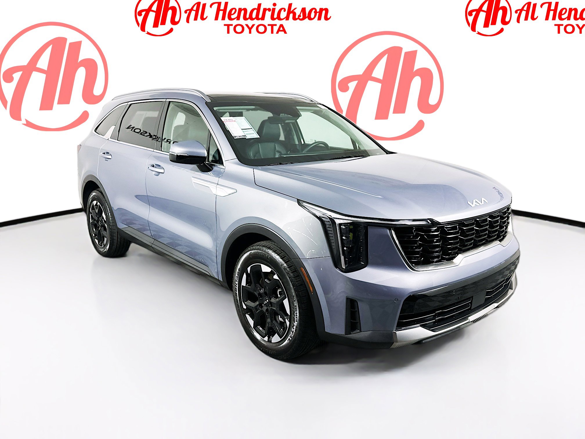 Used 2025 Kia Sorento S w/ Panoramic Sunroof Package image 1