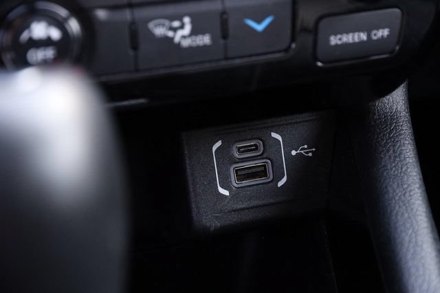Used 2025 Jeep Compass Limited AWD/4WD image 21
