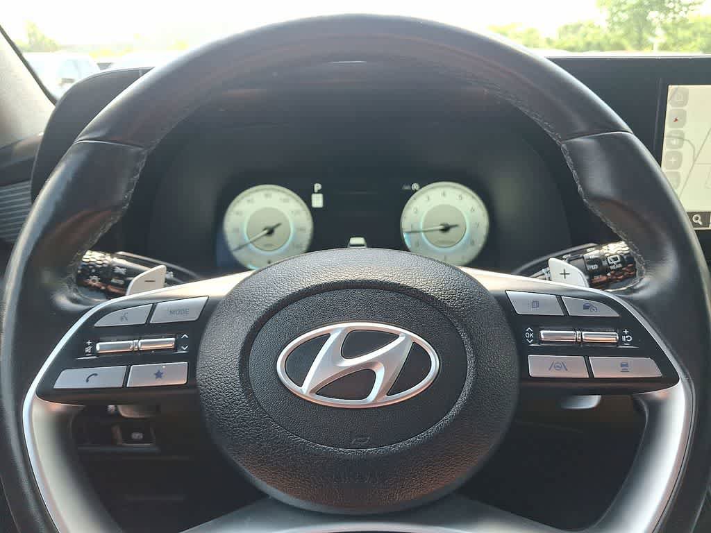 Used 2024 Hyundai Palisade Limited AWD/4WD image 16