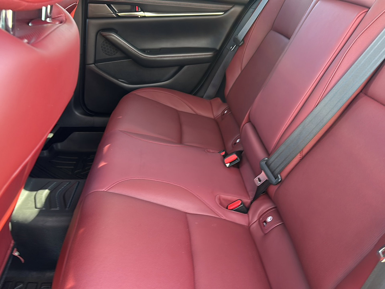 Used 2023 MAZDA MAZDA3 s image 18