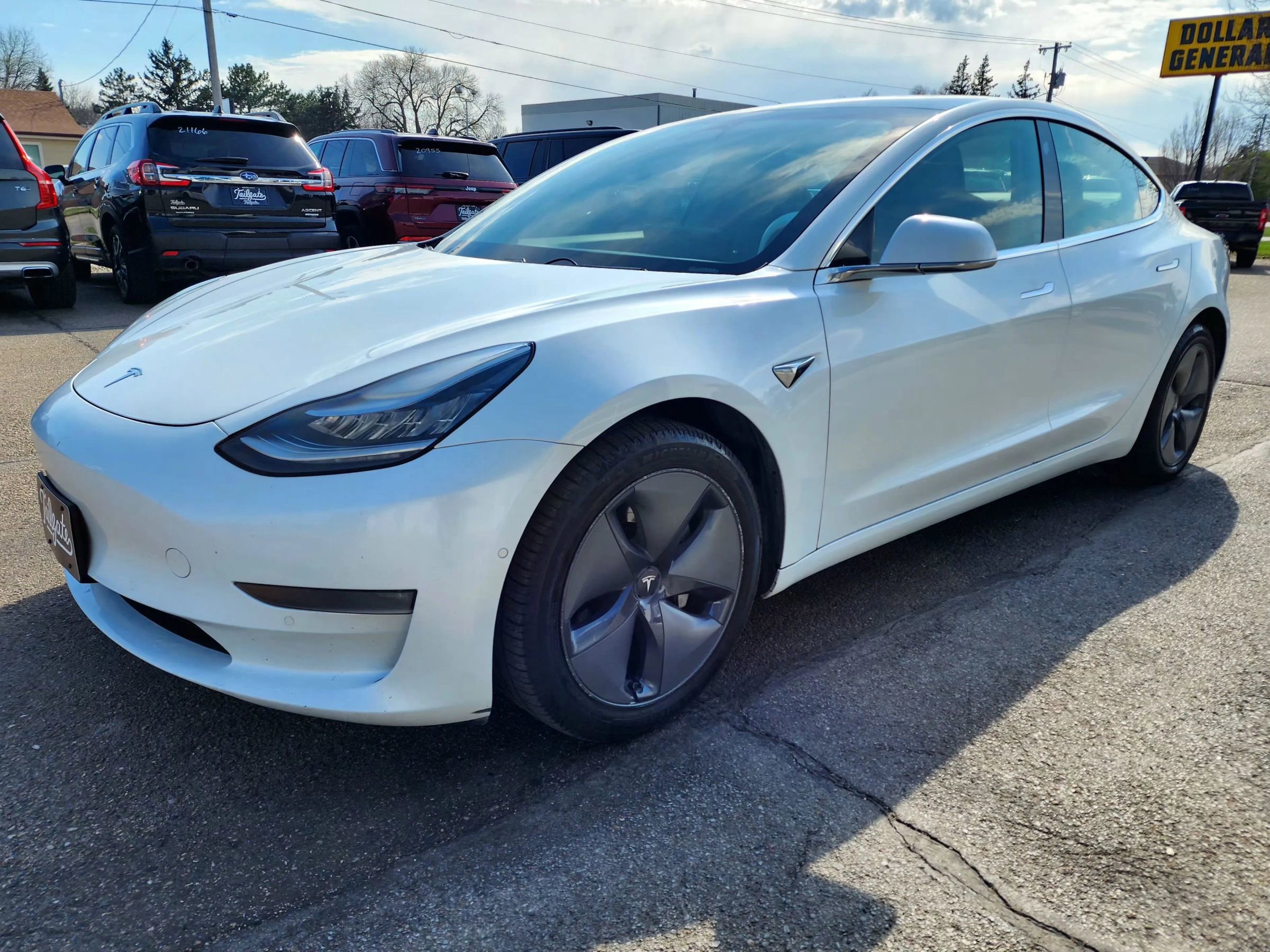 Used 2019 Tesla Model 3 Long Range image 4