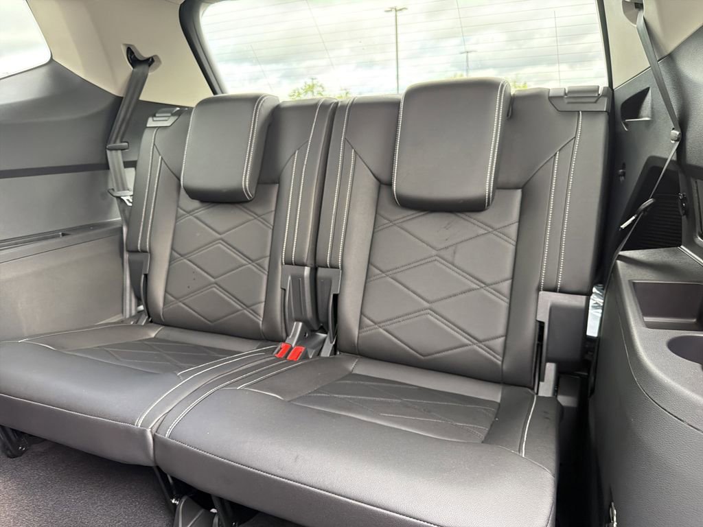 New 2026 Volkswagen Atlas SE FWD image 14