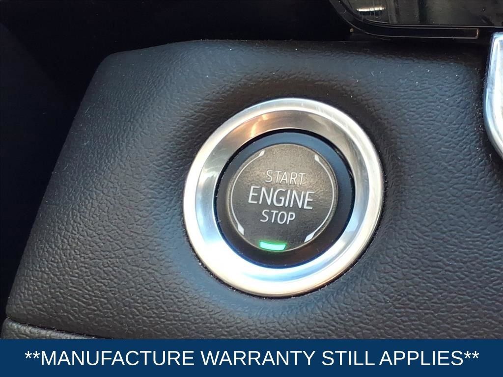 Used 2024 Chevrolet Colorado LT w/ LT Convenience Package image 9