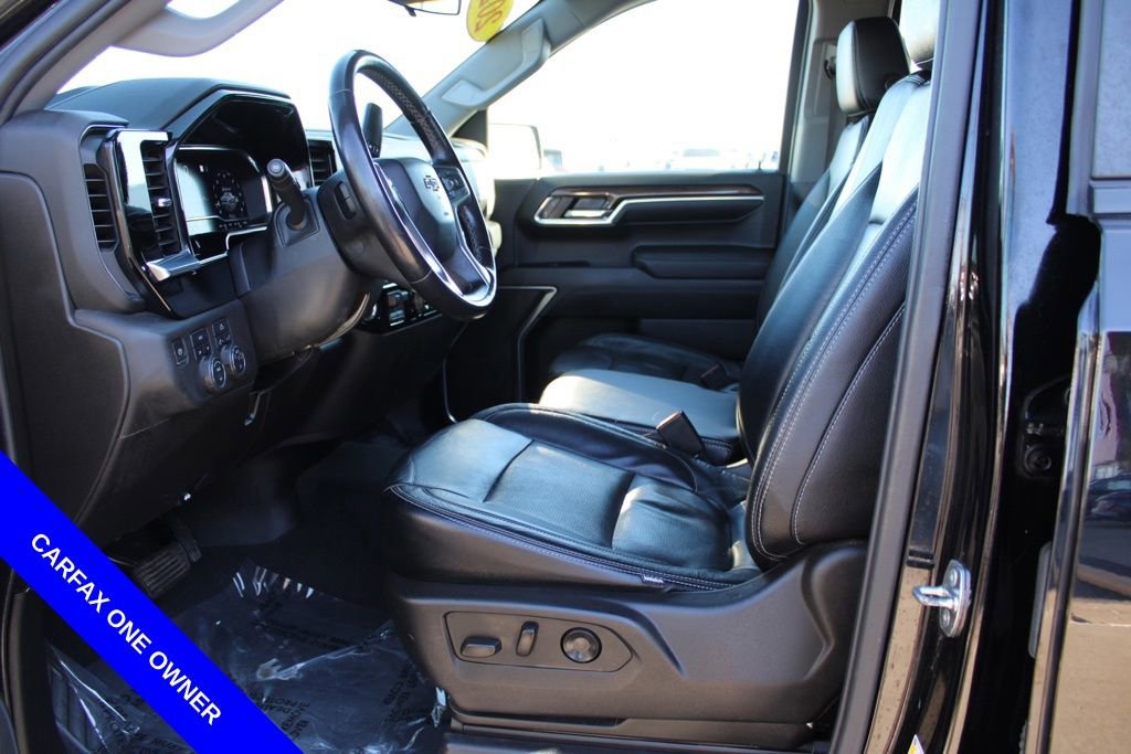 Used 2022 Chevrolet Silverado 1500 RST w/ Redline Edition image 13