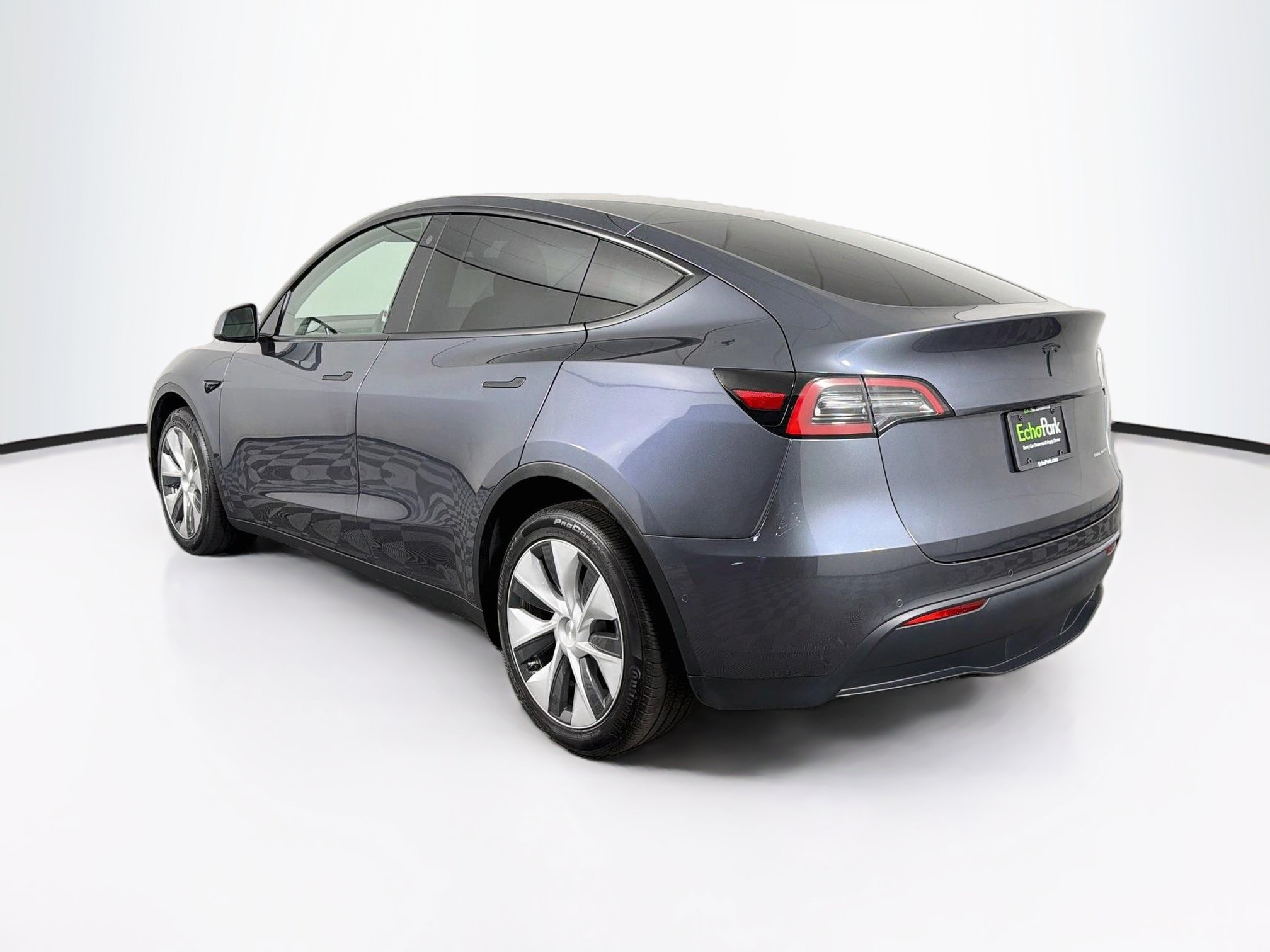 Used 2022 Tesla Model Y Long Range AWD/4WD image 5