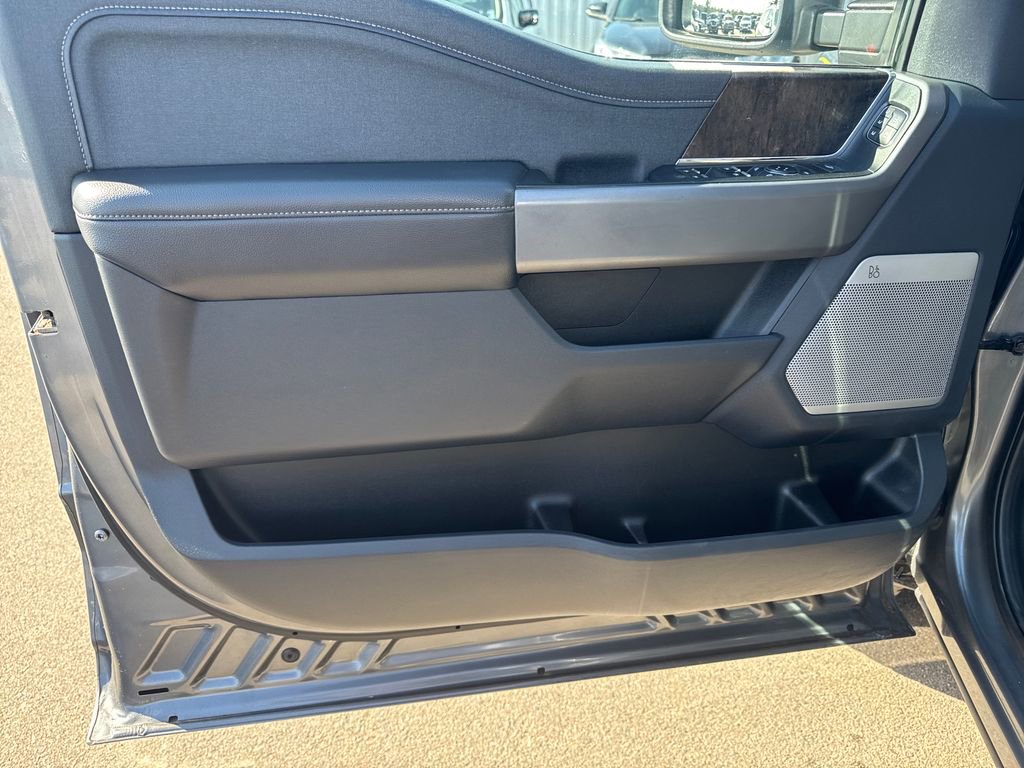 Used 2024 Ford F250 Lariat AWD/4WD image 10