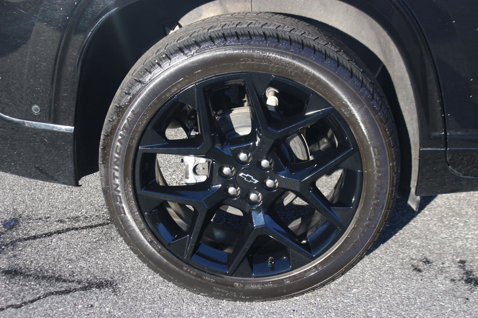 Used 2024 Chevrolet Traverse RS w/ LPO, Floor Liner Package image 39