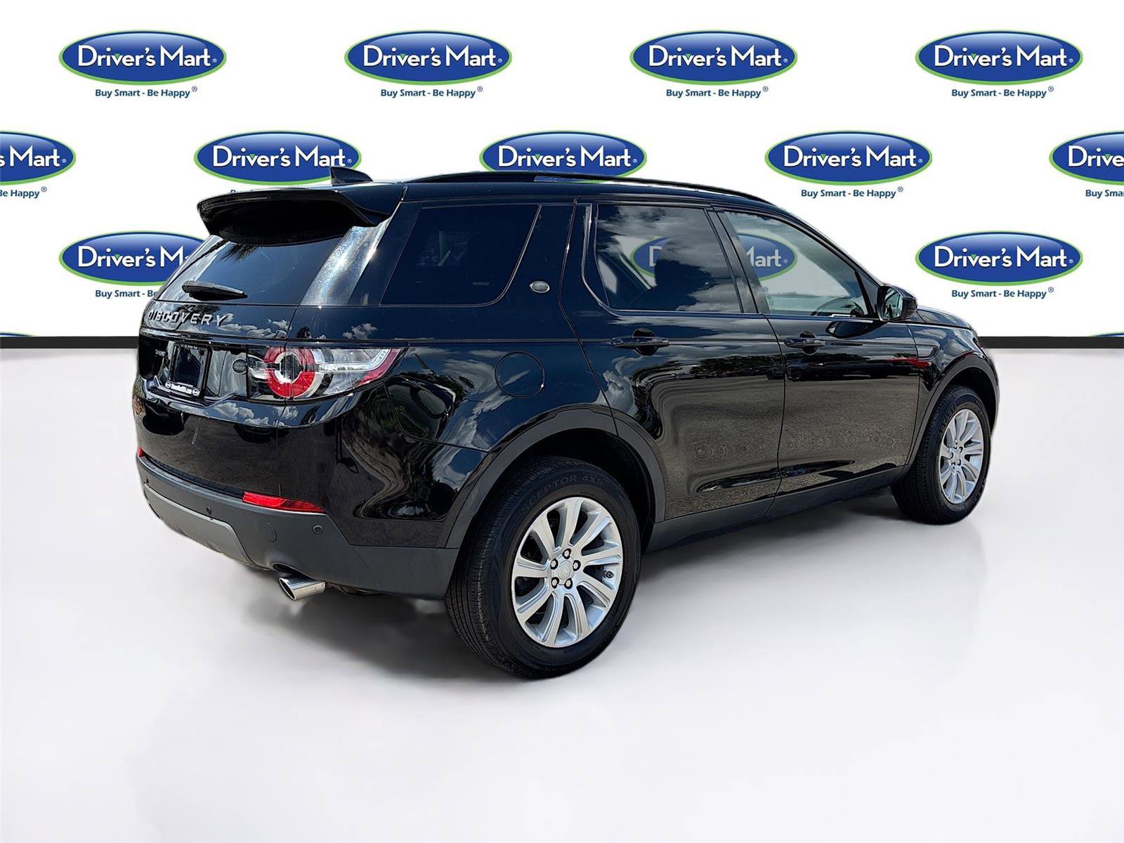 Used 2017 Land Rover Discovery Sport SE AWD/4WD image 7