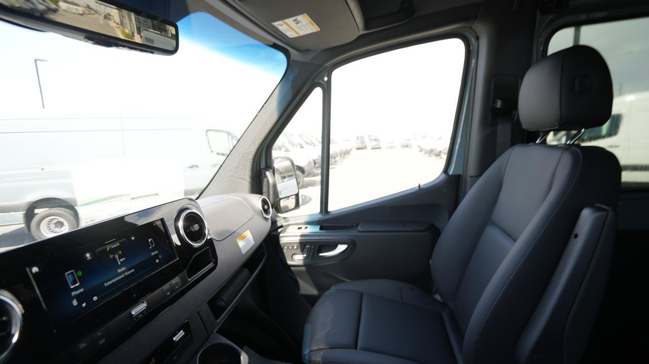 New 2026 Mercedes-Benz Sprinter 2500 image 14