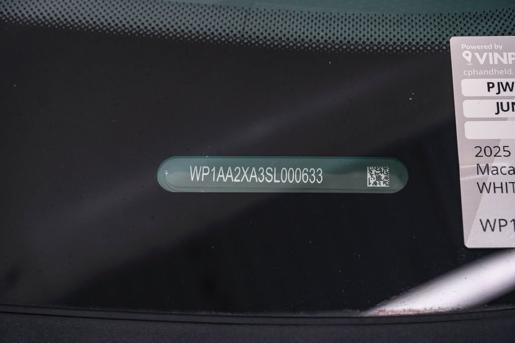 Certified 2025 Porsche Macan 4 Electric AWD/4WD image 30