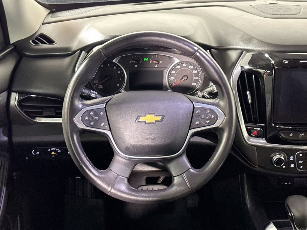 Used 2021 Chevrolet Traverse LT image 13