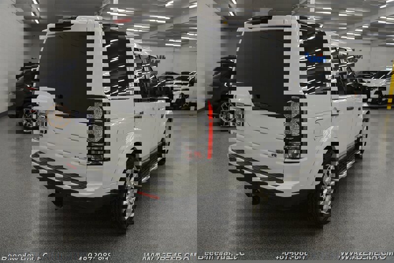 Used 2015 Land Rover LR4 HSE image 9