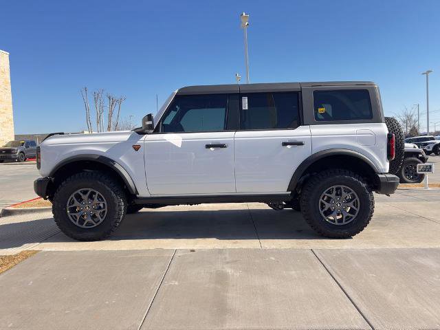 New 2025 Ford Bronco Badlands image 24