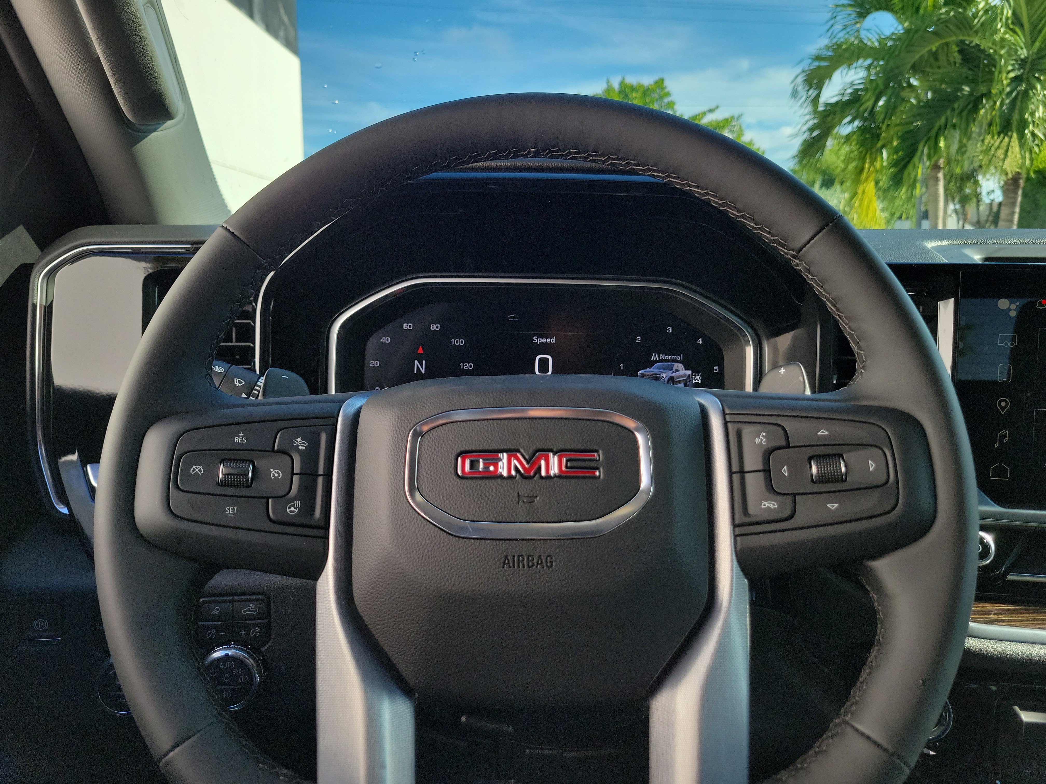 New 2026 GMC Sierra 1500 Elevation w/ Elevation Premium Package AWD/4WD image 25