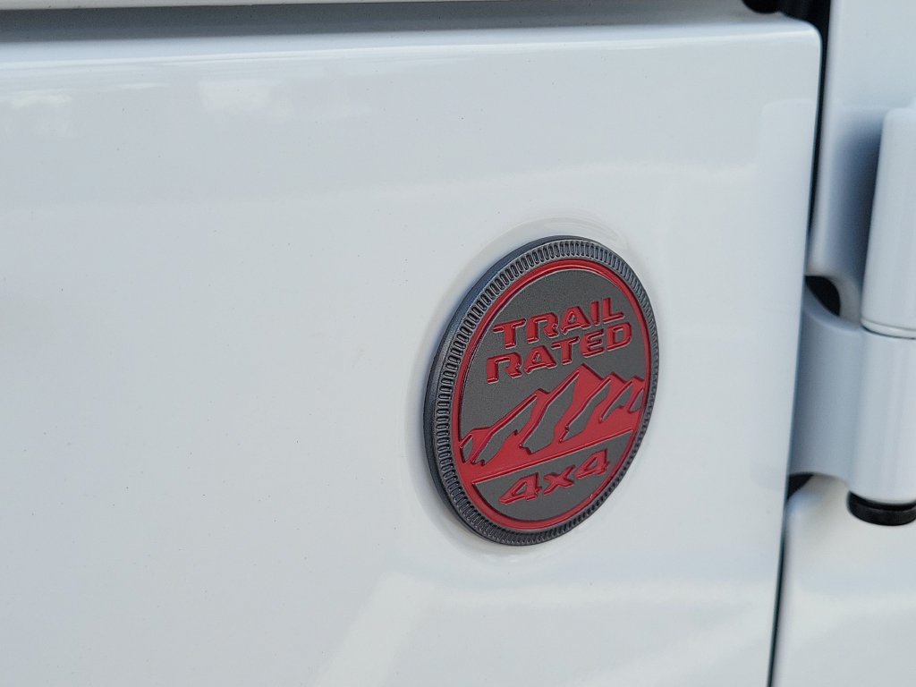 Used 2024 Jeep Wrangler Unlimited Rubicon w/ Safety Group AWD/4WD image 10