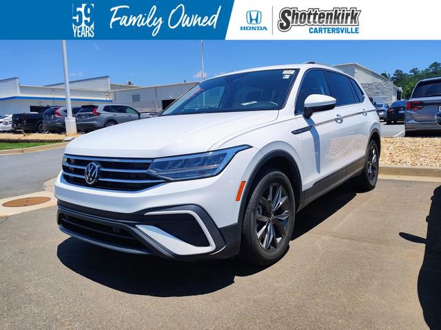 Used 2022 Volkswagen Tiguan SE