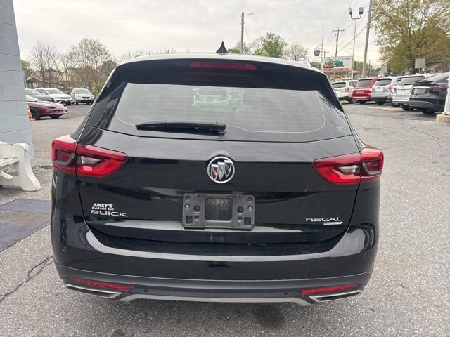 Used 2018 Buick Regal Essence w/ Driver Confidence Package #1 AWD/4WD image 6