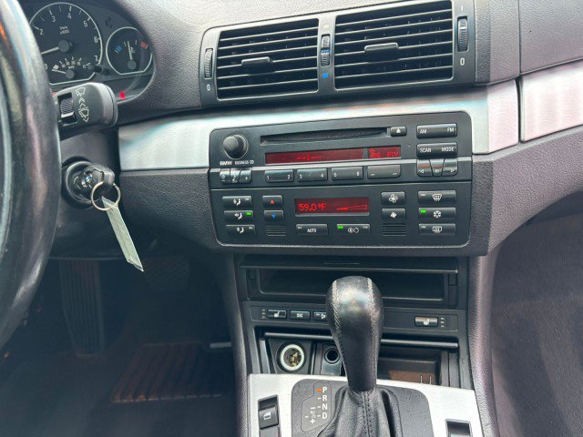 Used 2005 BMW 330i 330i image 20