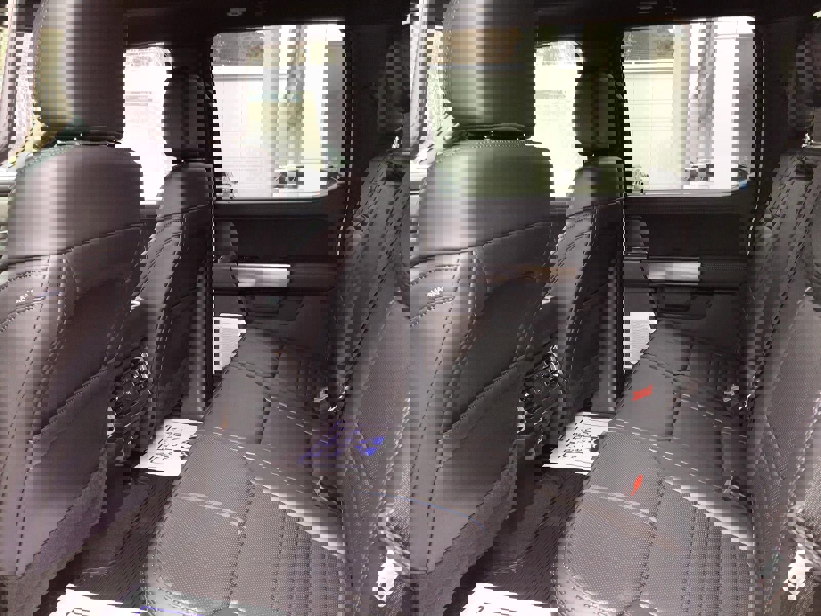 New 2026 Ford F250 Platinum w/ FX4 Off-Road Package image 19