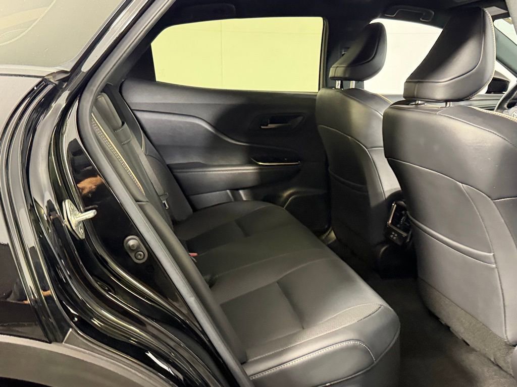 Used 2025 Toyota Crown XLE image 30