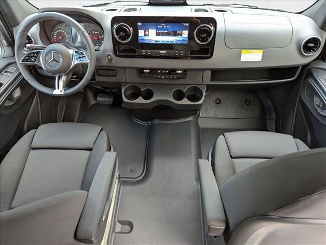 New 2025 Mercedes-Benz Sprinter 2500 image 14