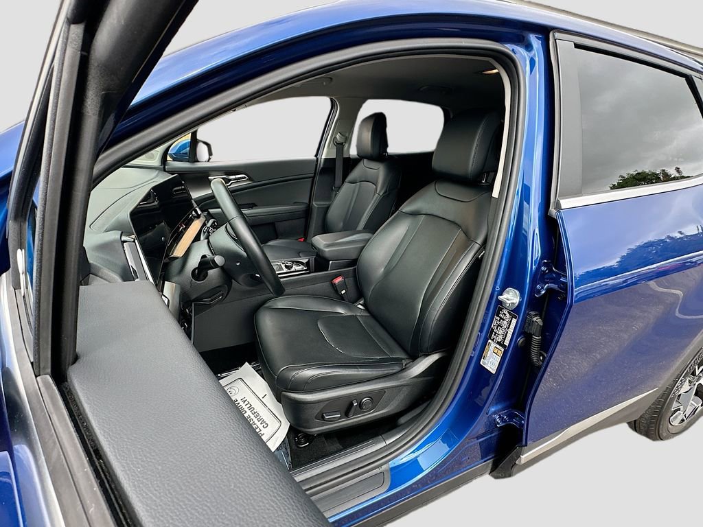 Certified 2024 Kia Sportage EX image 20