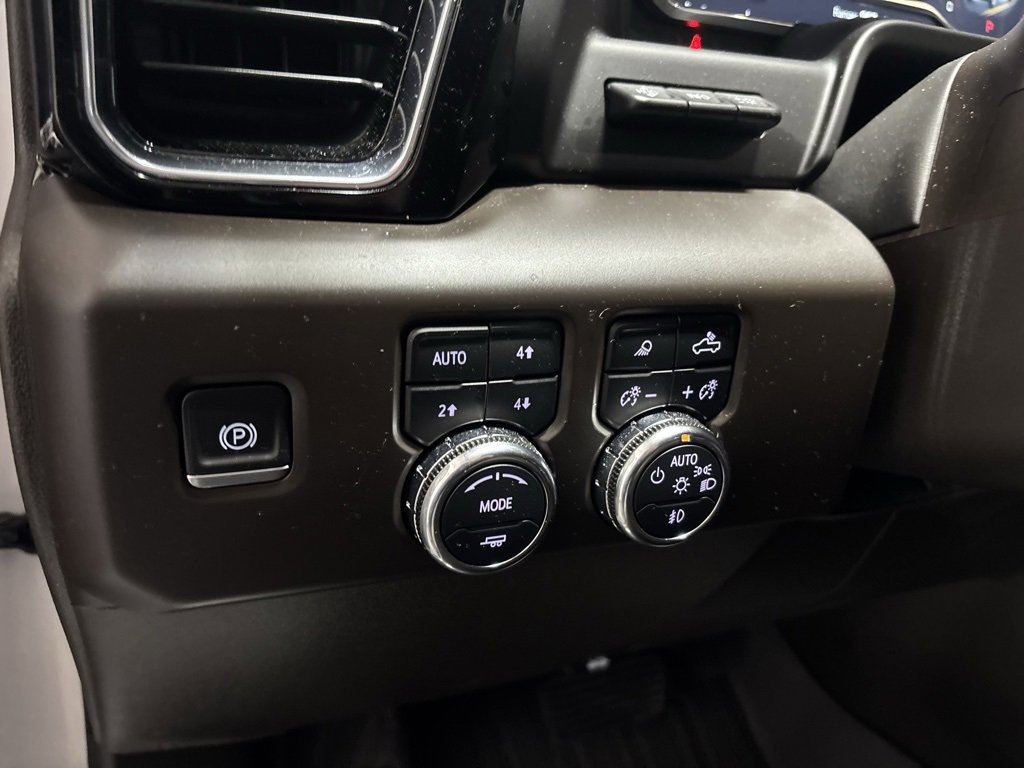 Used 2023 GMC Sierra 1500 Denali w/ Technology Package image 5