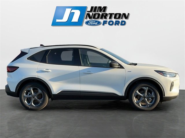 New 2026 Ford Escape ST-Line w/ Cold Weather Package image 2