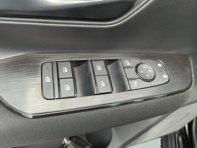 New 2026 Nissan Kicks S FWD image 29