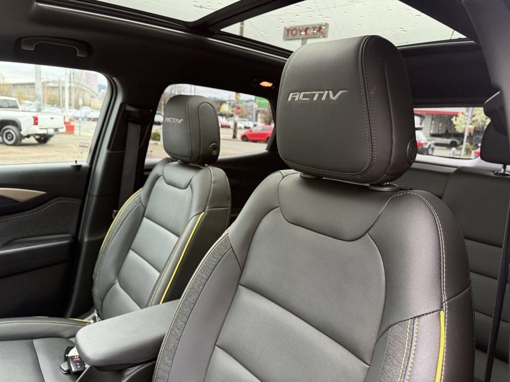 Used 2025 Chevrolet TrailBlazer ACTIV w/ Convenience Package image 16