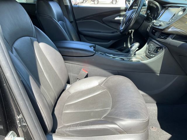 Used 2020 Buick Envision Premium w/ Driver Confidence Package AWD/4WD image 21