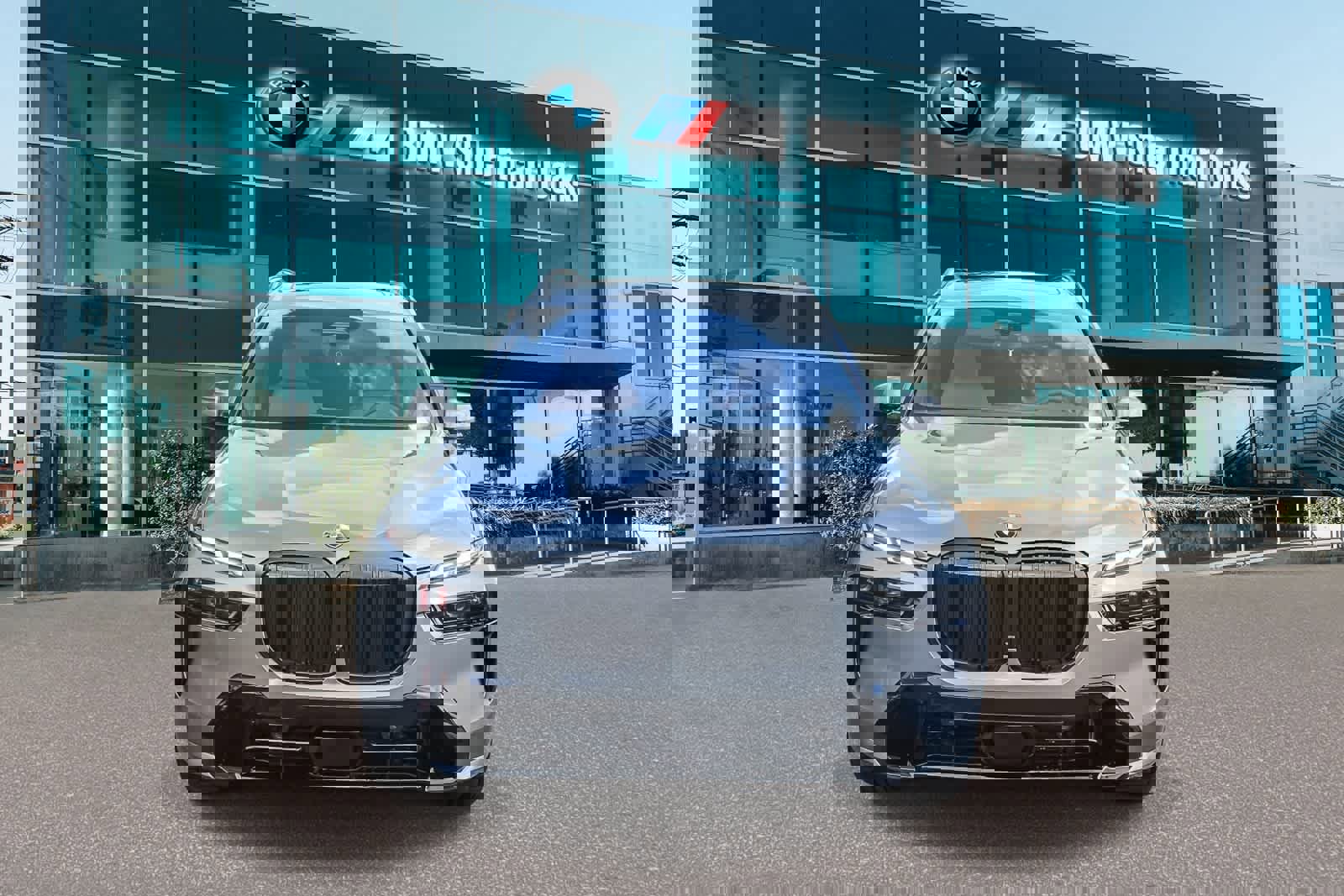 New 2026 BMW X7 xDrive40i w/ Executive Package image 2