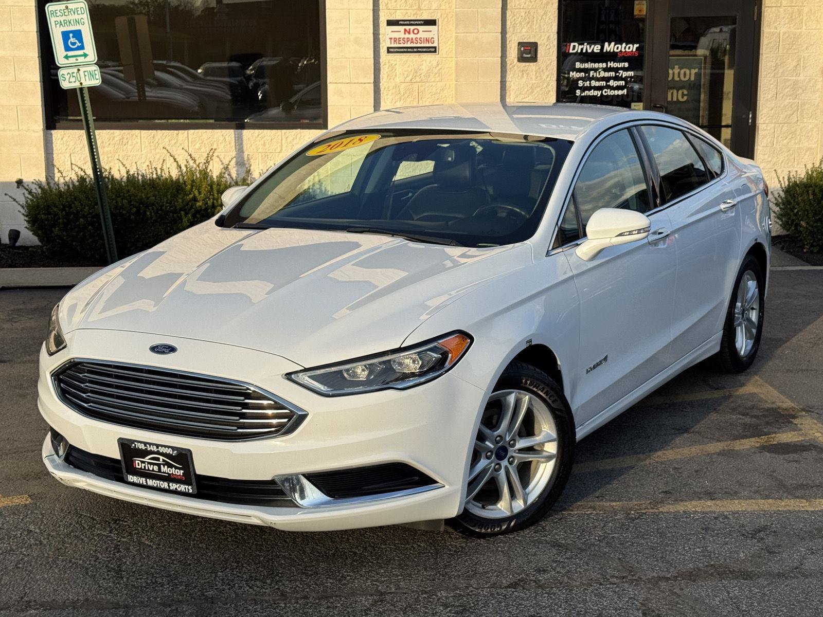 Used 2018 Ford Fusion SE w/ Equipment Group 602A FWD image 4