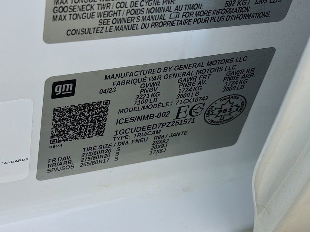 Used 2023 Chevrolet Silverado 1500 RST AWD/4WD image 36