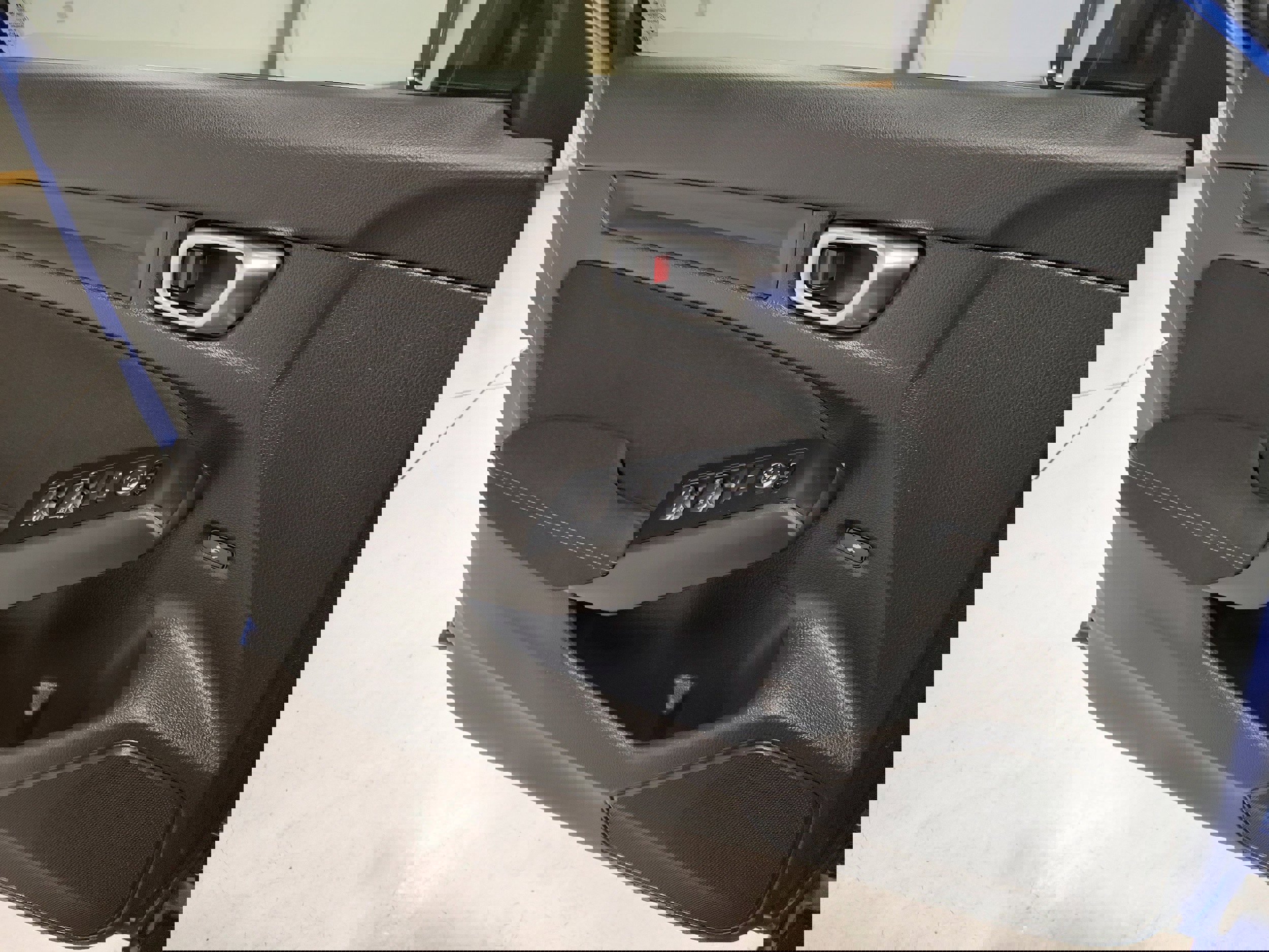 Used 2024 Honda Civic LX image 9