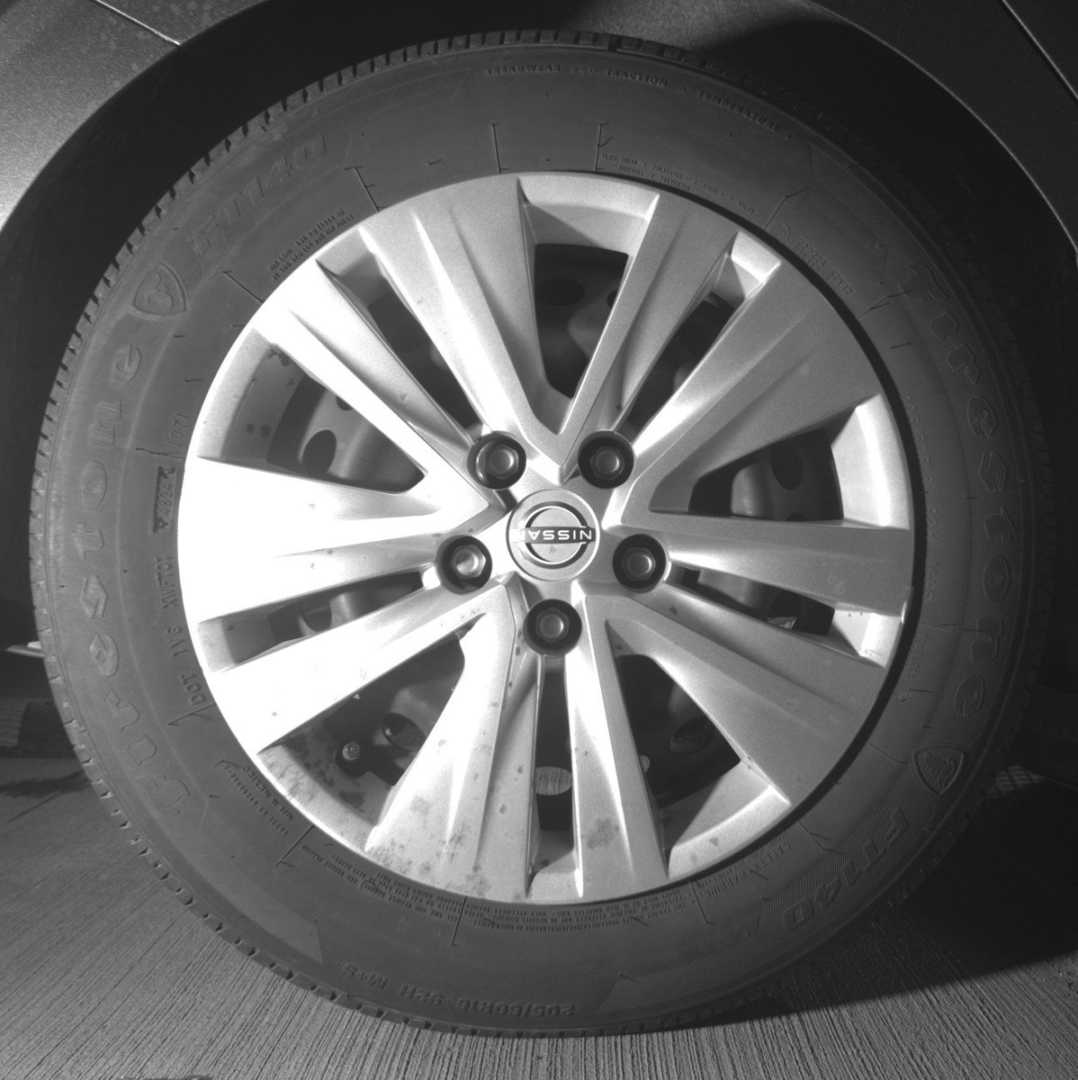 Used 2025 Nissan Sentra S FWD image 15