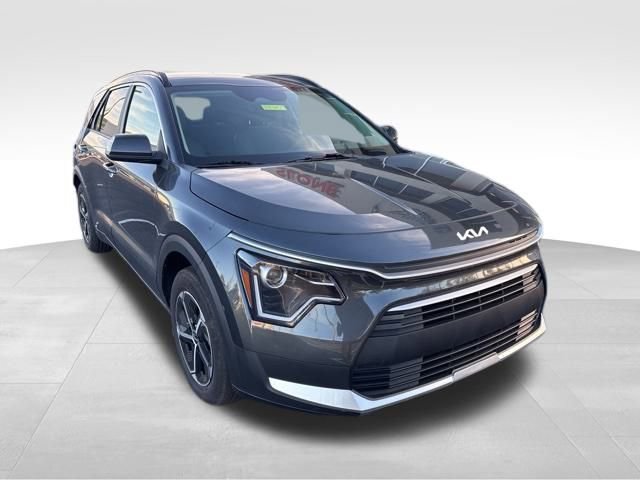 Used 2024 Kia Niro LX