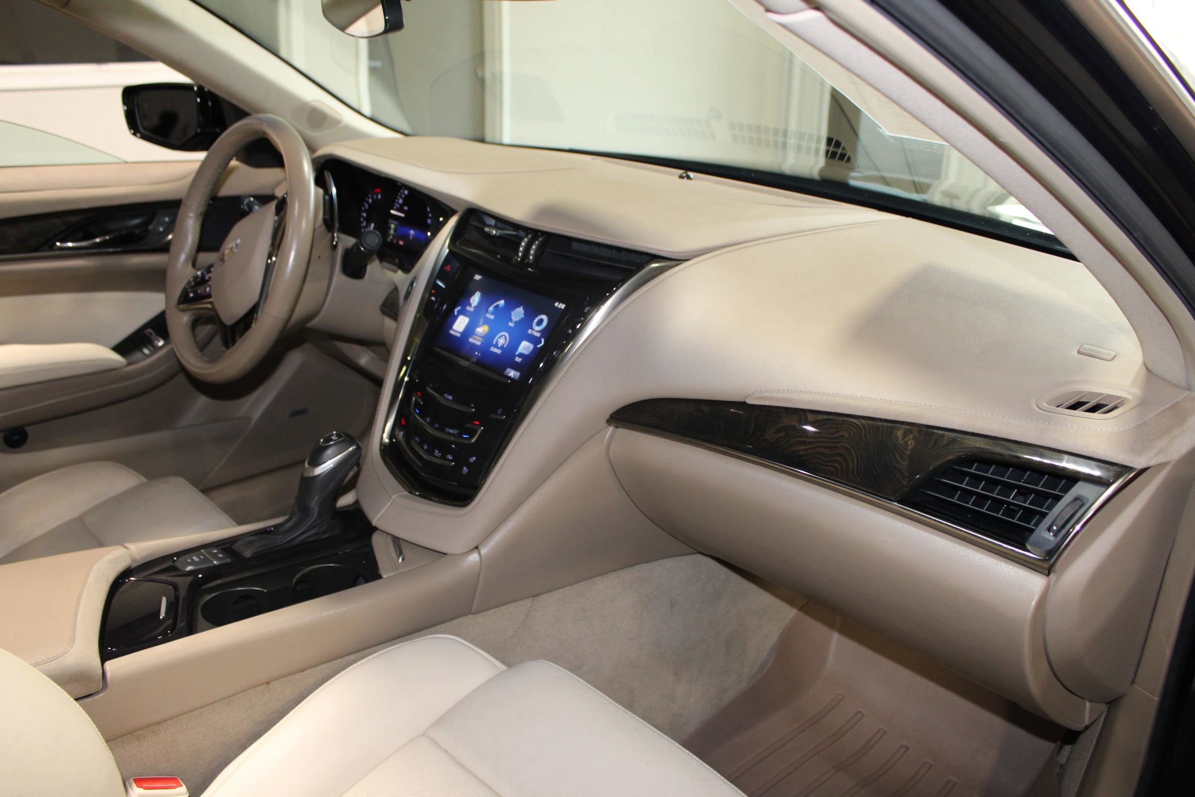 Used 2015 Cadillac CTS Performance image 33