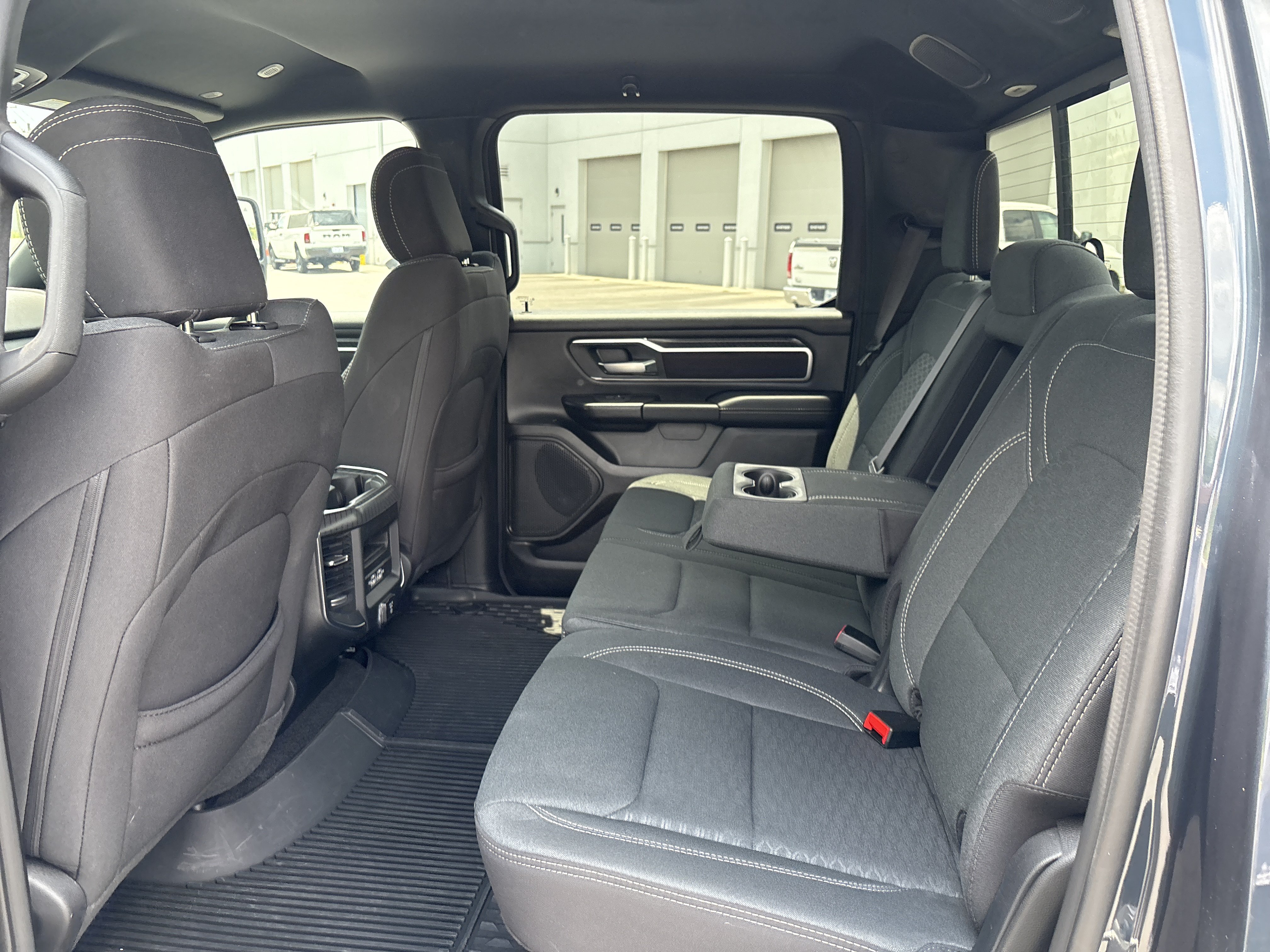 Used 2025 RAM 1500 Big Horn AWD/4WD image 33