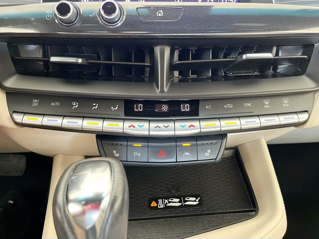 Used 2023 Cadillac CT4 Luxury w/ Sun And Sound Package image 16