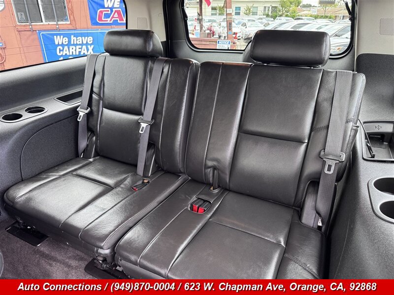Used 2014 GMC Yukon XL Denali AWD/4WD image 11