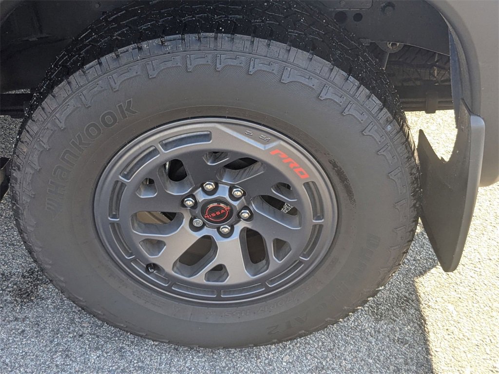 Used 2025 Nissan Frontier Pro-X w/ Pro Premium Package image 10