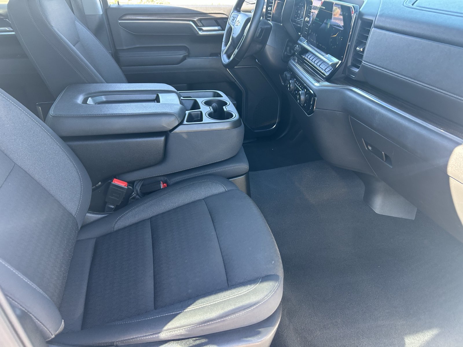 Certified 2025 Chevrolet Silverado 1500 LT RWD image 11